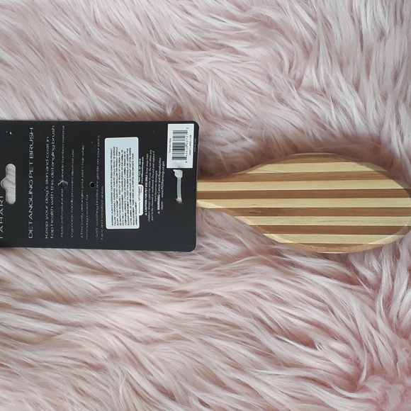 Brand New TAHARI DETANGLING PET BRUSH - Picture 2 of 2